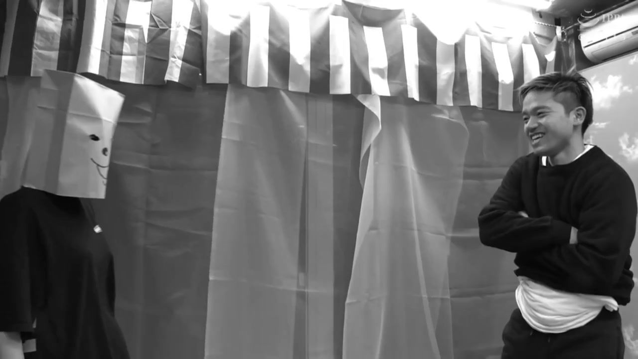 SVDVD-898 マジックミラー号ハードボイルド東京で修学旅行を楽しむ田舎J○と勝ったらその場でお年玉10万