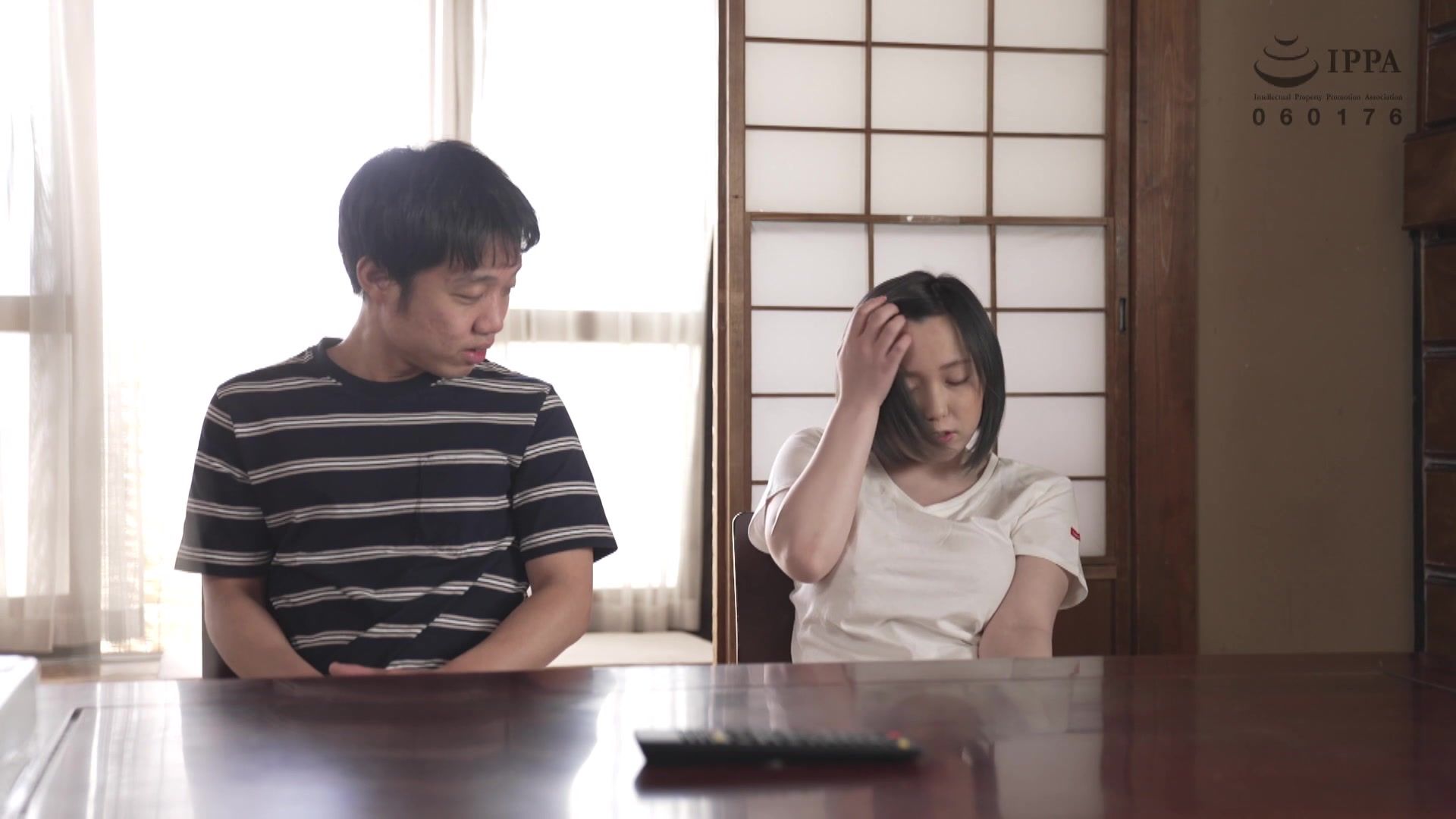 DRPT-027 Can’t Put Up With My Sister’s Unconscious Manchira Sleeping On The...