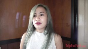 Anelyn - Let my friend creampie to young Filipina