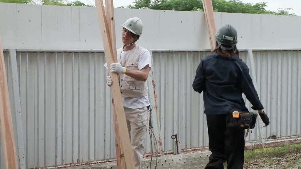 DVAJ-633 I Cant Get Home From The Job Due To A Sudden  Embed Player