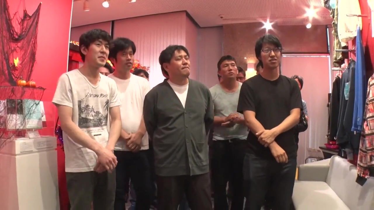 SDJS-213 Trick or sexual harassment next to a colleague