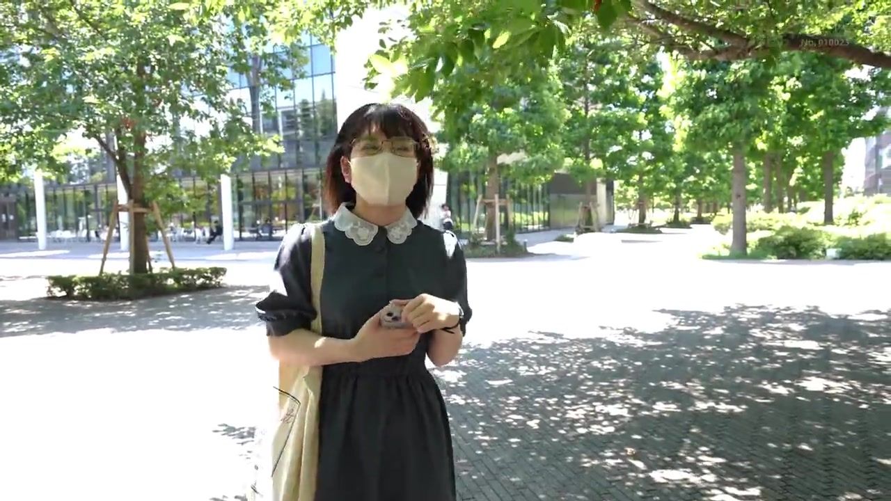 MOGI-115 [First shot] A science graduate student with p  Embed Player