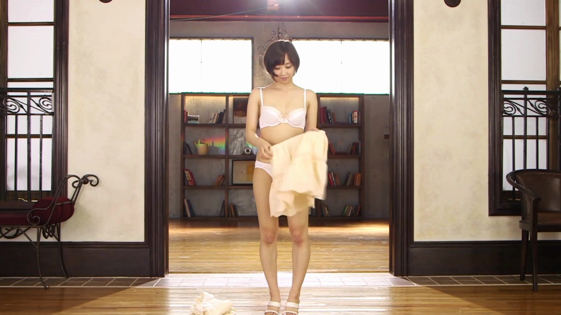 [SNIS-022] (Part 1 of 2) Ayumi Kimino 's Debut 1st Anni