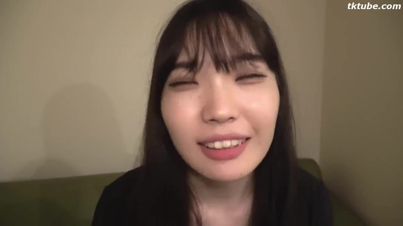 21歳色白スレンダーの美容師さん。初生SEXマシンガン発射‼