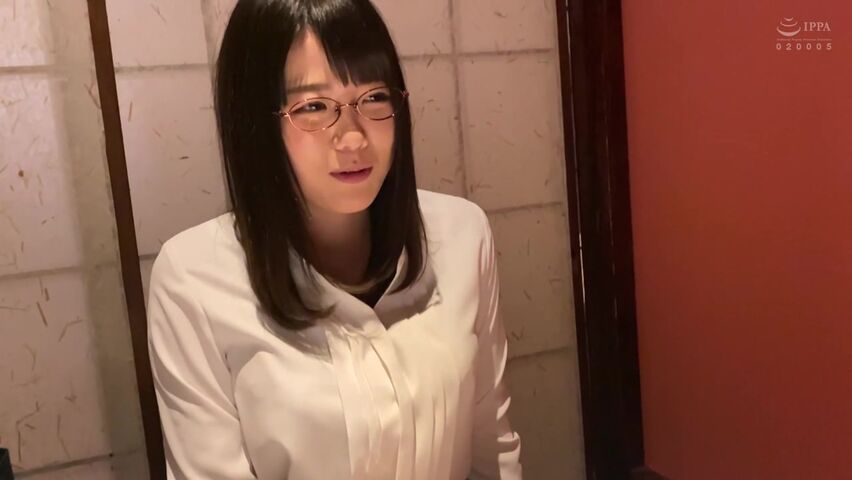 Yuri the Japanese girl with glasses (Uncensored)